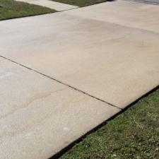 Concrete Driveway Cleaning in Orlando, FL 1